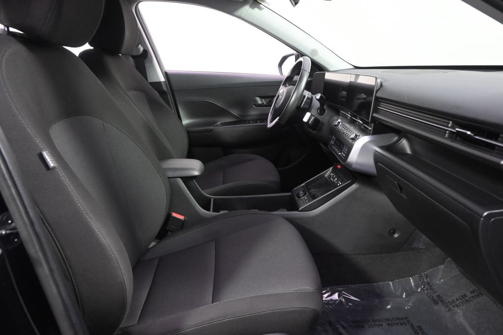 Used 2024 Hyundai Kona SEL w/ Convenience Package AWD/4WD image 16