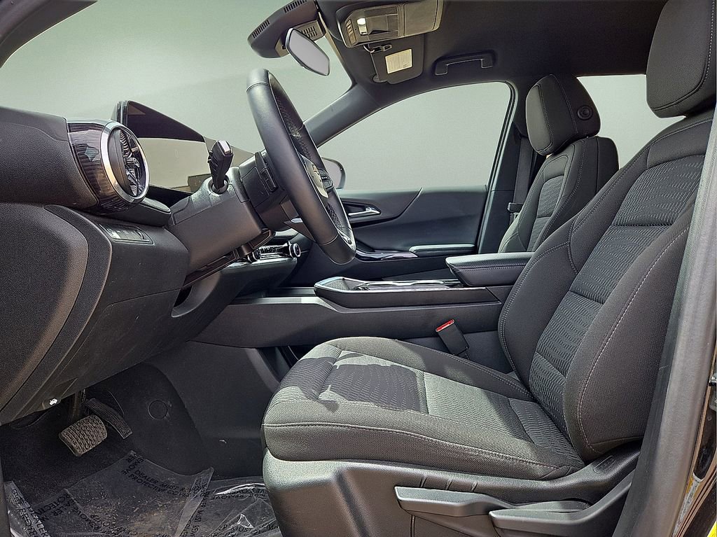 Used 2025 Chevrolet Equinox LT AWD/4WD image 22