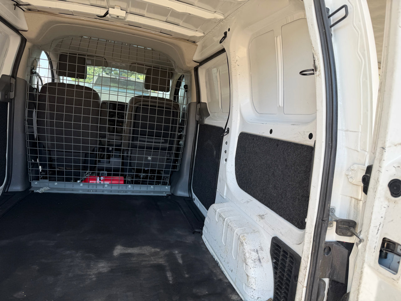 Used 2021 Nissan NV200 SV image 12