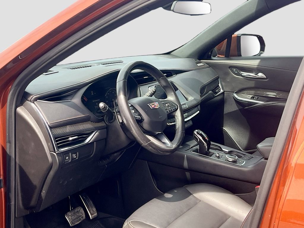 Used 2021 Cadillac XT4 Sport w/ Cold Weather Package FWD image 9