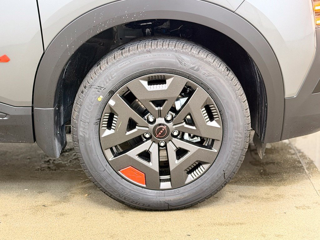 New 2027 Nissan Kicks SV w/ Rock Creek Edition AWD/4WD image 4