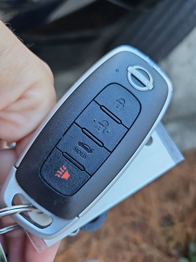 Used 2024 Nissan Sentra SV image 34