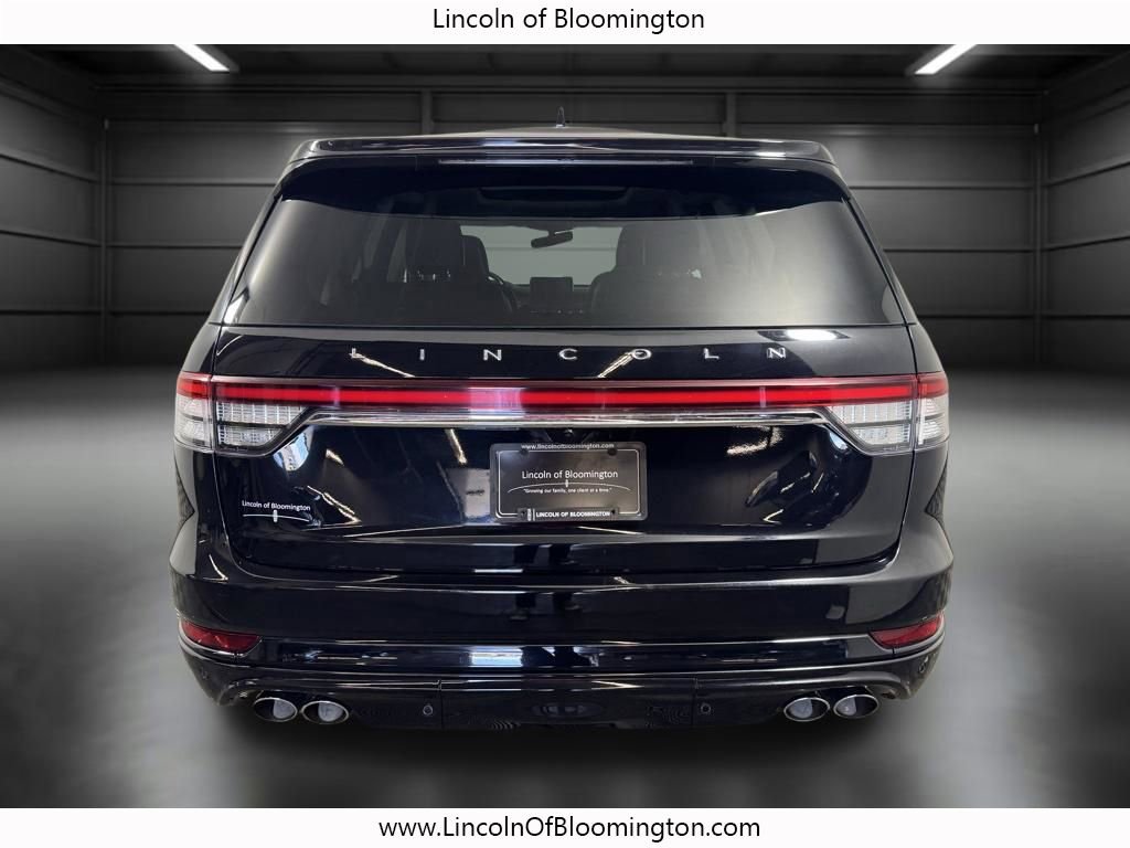 Used 2023 Lincoln Aviator Grand Touring w/ Equipment Group 301A AWD/4WD image 7