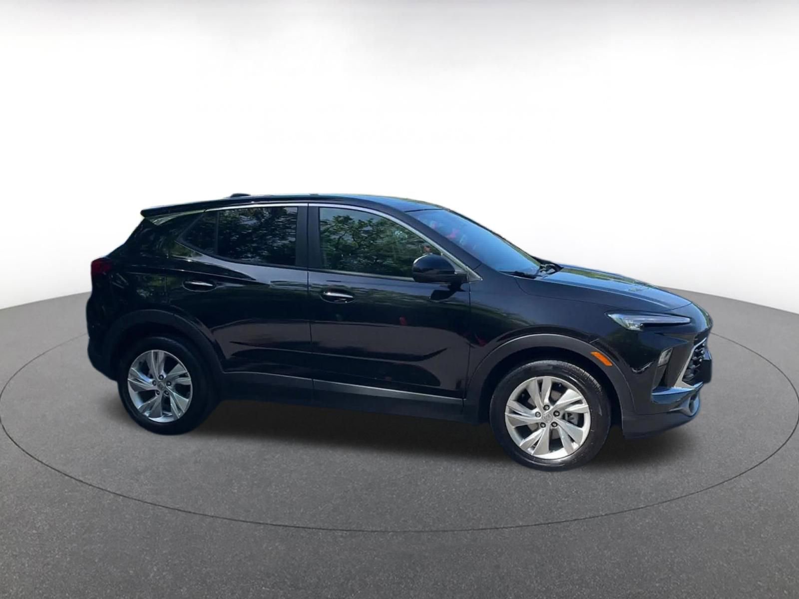 Used 2025 Buick Encore GX Preferred FWD image 2