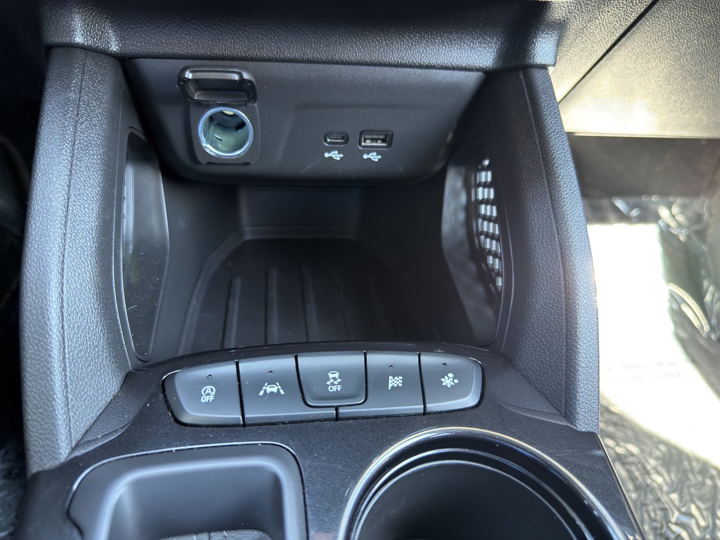 Used 2024 Chevrolet TrailBlazer LT FWD image 39