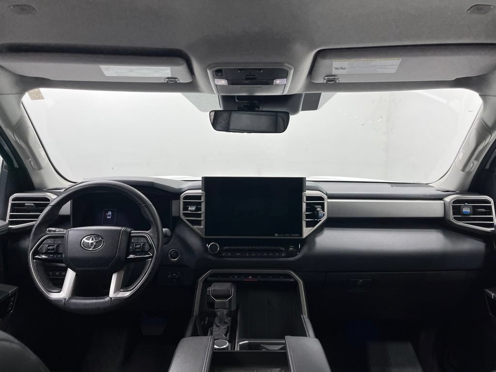 Used 2024 Toyota Tundra Limited AWD/4WD image 18