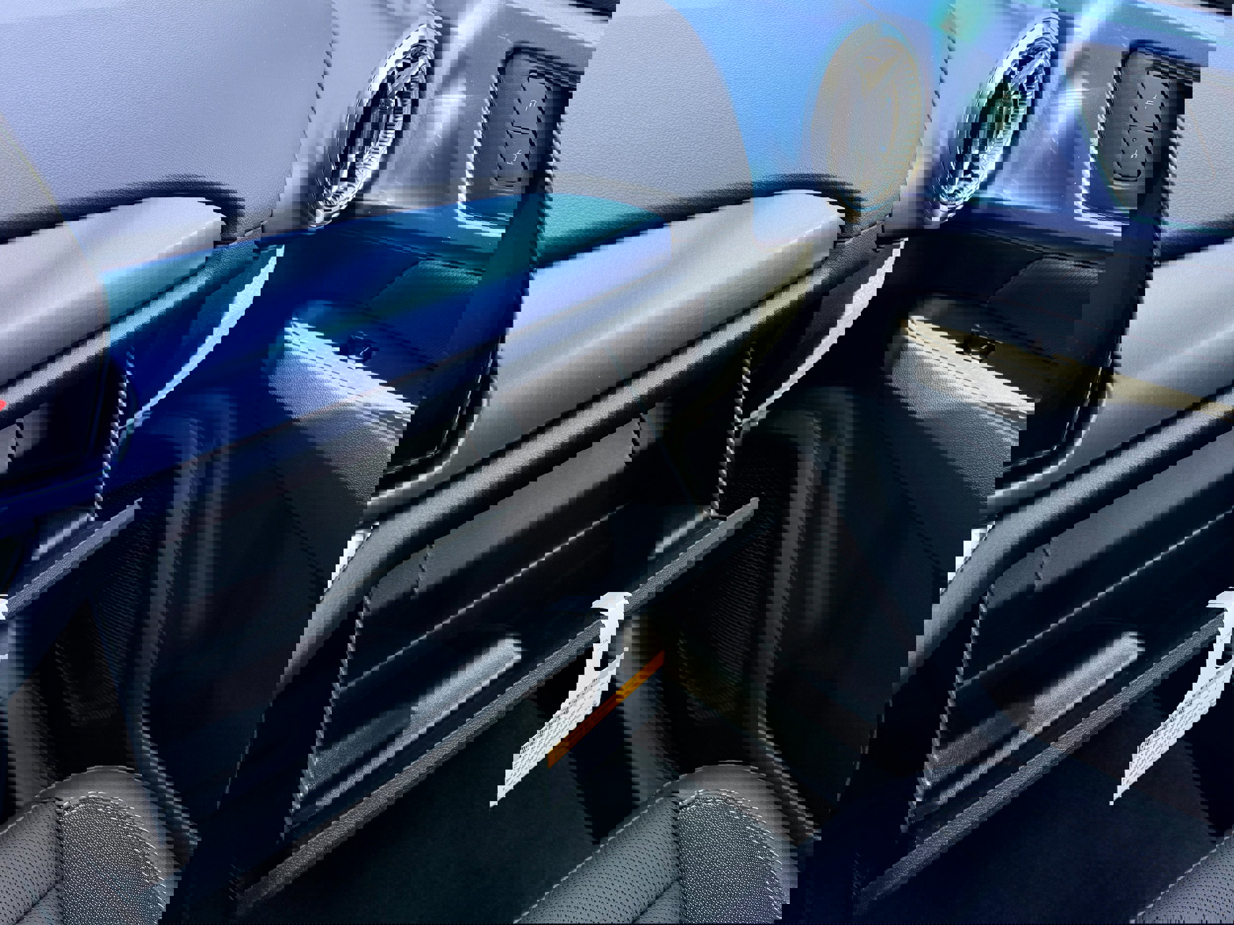 New 2026 Chevrolet Equinox EV LT w/ Convenience Package II image 19