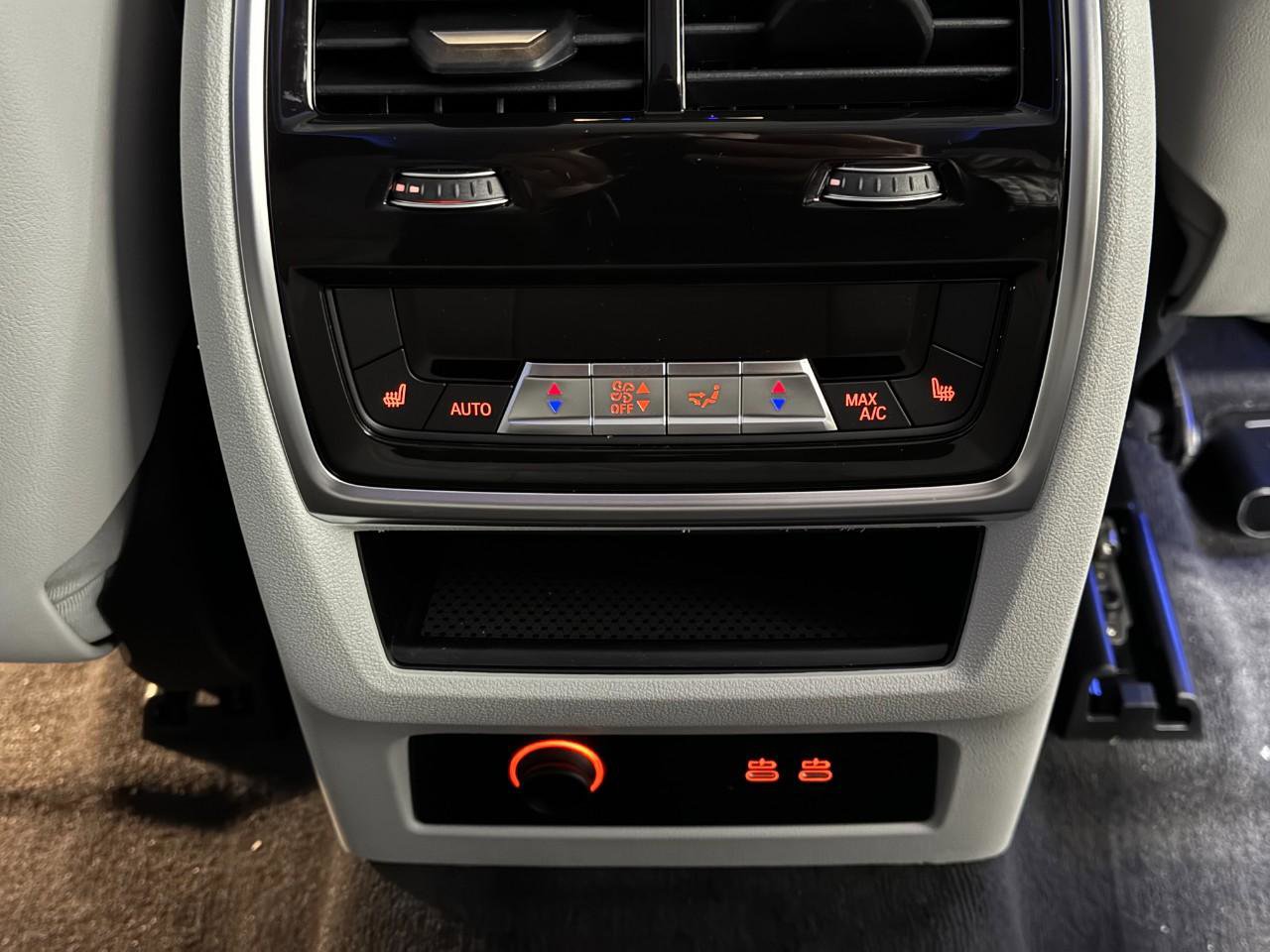 New 2026 BMW XM Label Red image 10