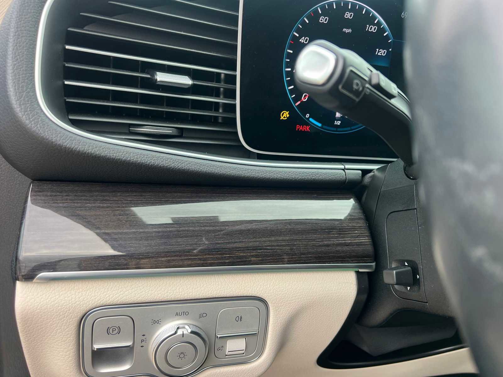 Certified 2021 Mercedes-Benz GLE 350 4MATIC image 18