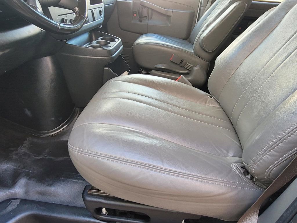 Used 2020 Chevrolet Express 2500 LS w/ Driver Convenience Package image 6