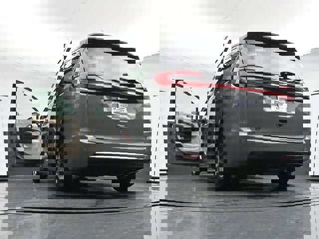 Used 2021 Chrysler Pacifica Touring-L image 40