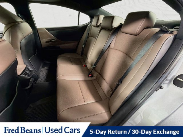 Used 2024 Lexus ES 350 w/ Premium Package FWD image 30