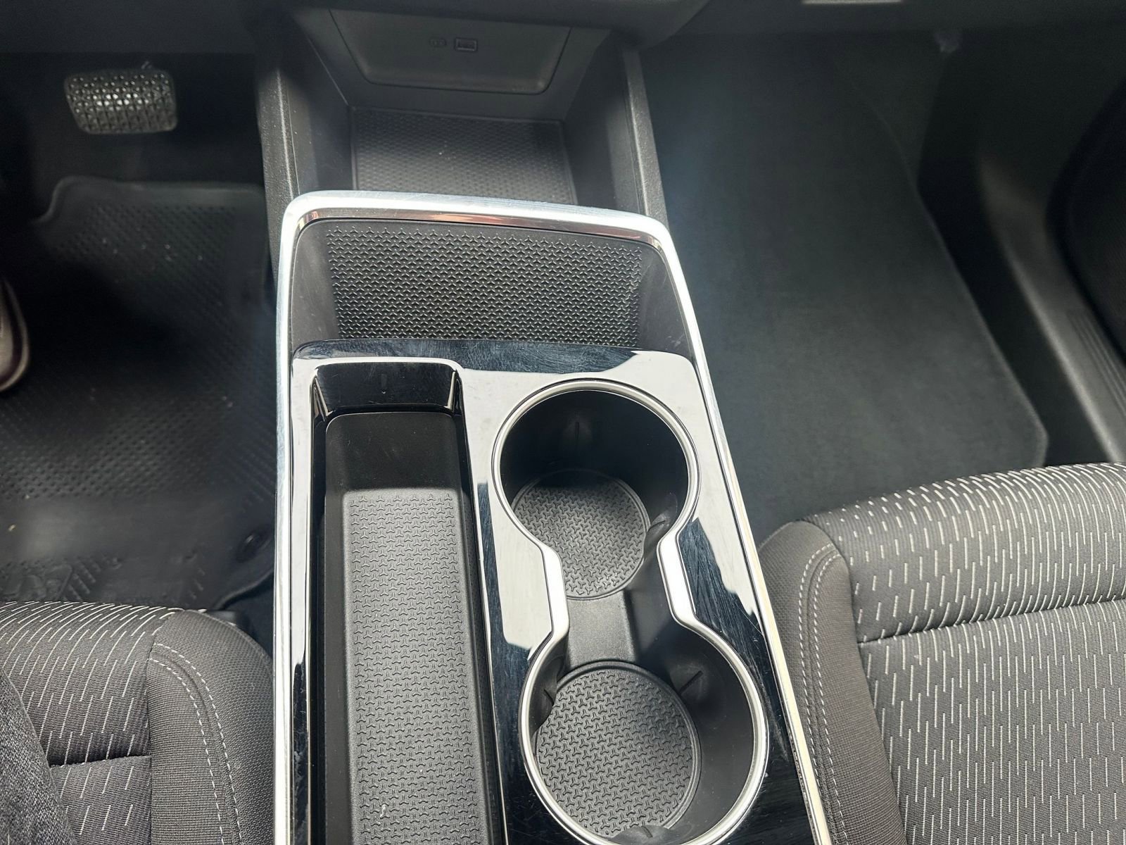 Used 2025 Chevrolet Equinox LT image 40