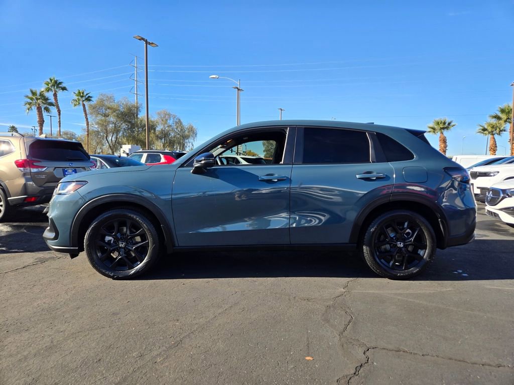Used 2023 Honda HR-V Sport image 3