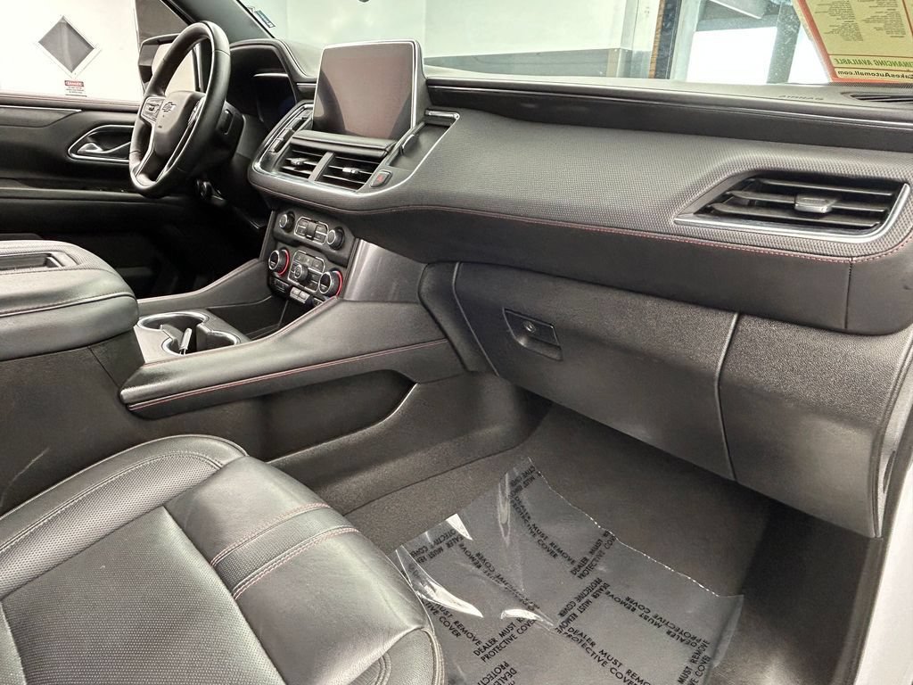 Used 2024 Chevrolet Suburban RST RWD image 48