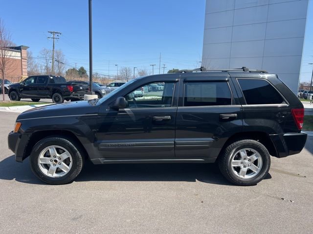 Used 2005 Jeep Grand Cherokee Laredo w/ Cargo Convenience Group image 8