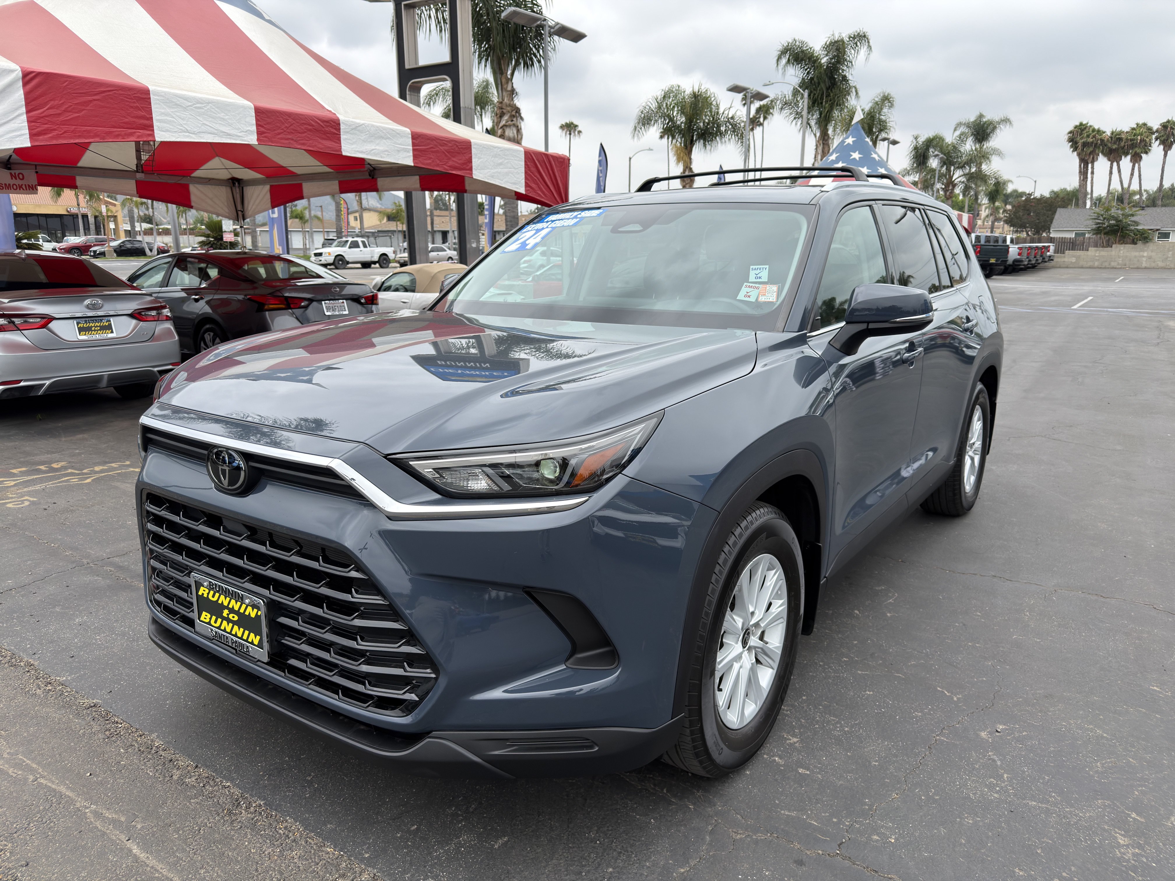Used 2024 Toyota Grand Highlander AWD image 4