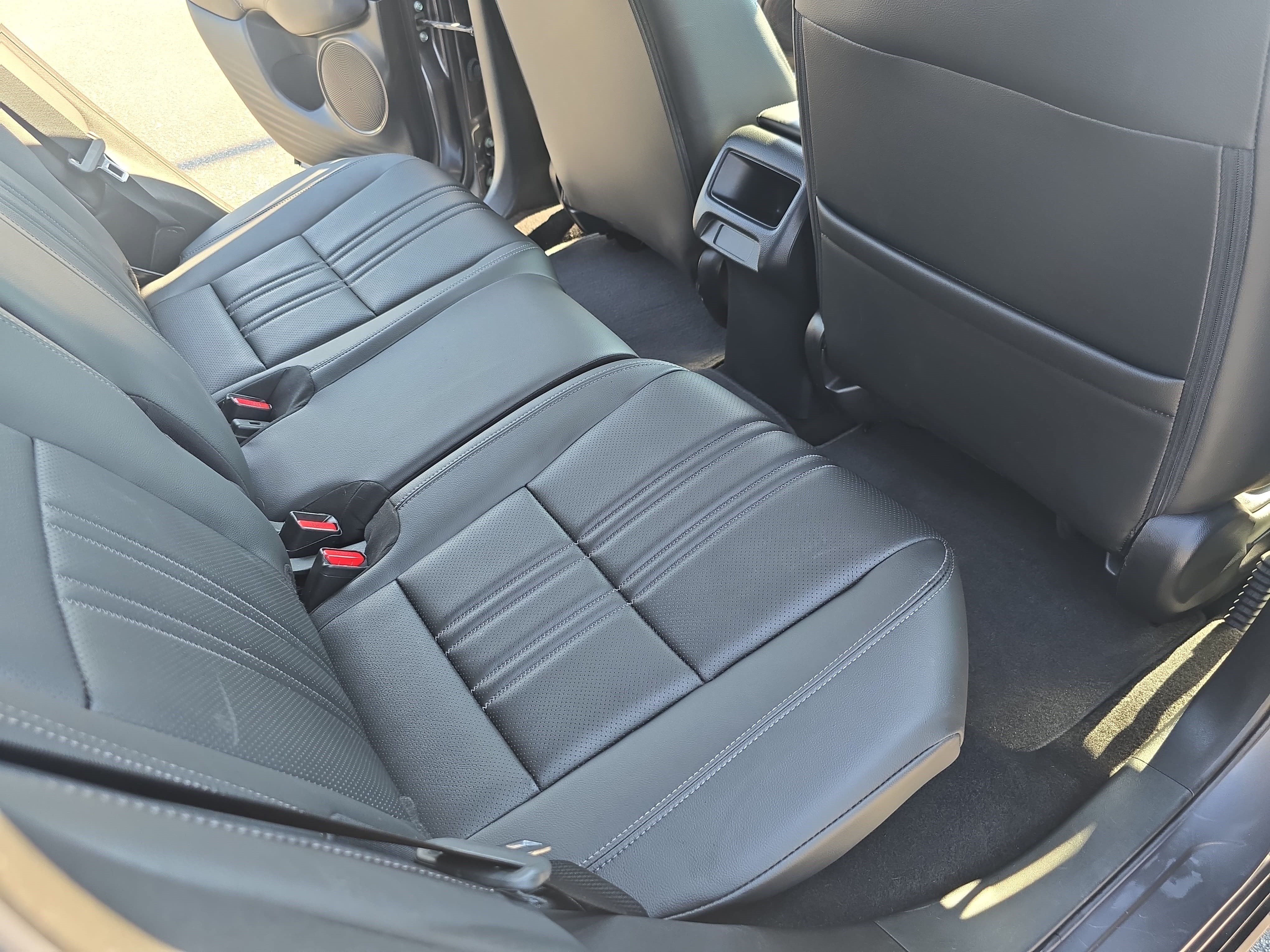 Used 2024 Honda HR-V EX-L image 11