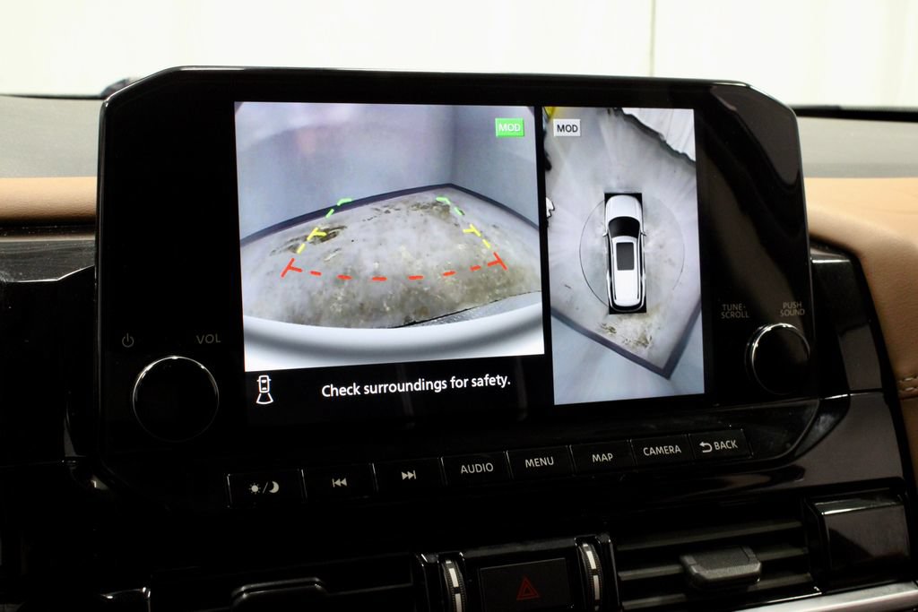 Certified 2025 Nissan Pathfinder Platinum w/ Cargo Package AWD/4WD image 2