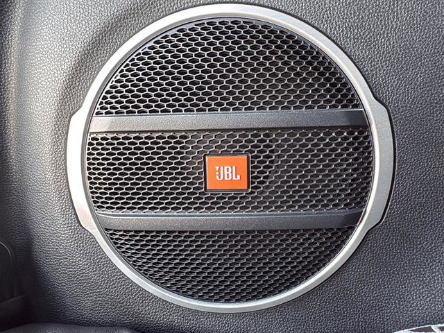 Used 2024 Toyota Corolla Cross AWD Hybrid w/ Convenience Package image 17