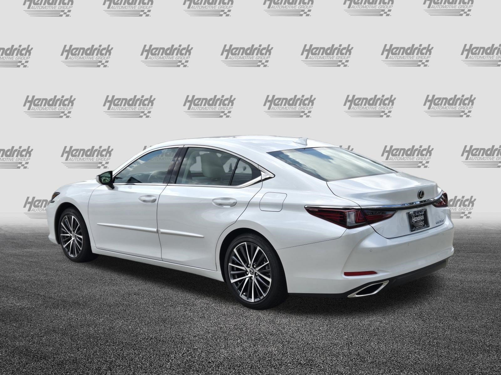 Used 2025 Lexus ES 350 w/ Premium Package FWD image 6