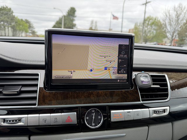 Used 2012 Audi A8 L 4.2 image 34