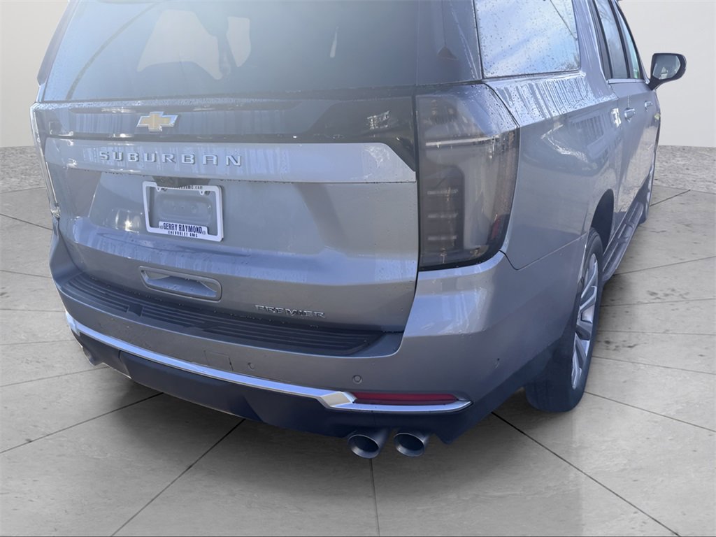 New 2026 Chevrolet Suburban Premier image 7