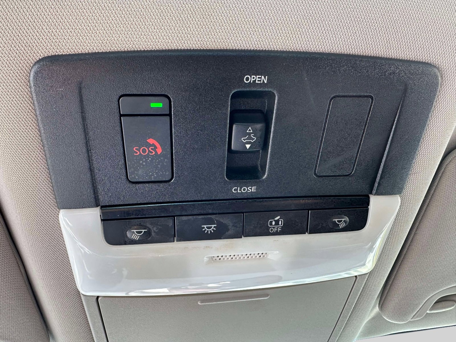Used 2023 Nissan Altima 2.5 SR w/ SR Premium Package image 28