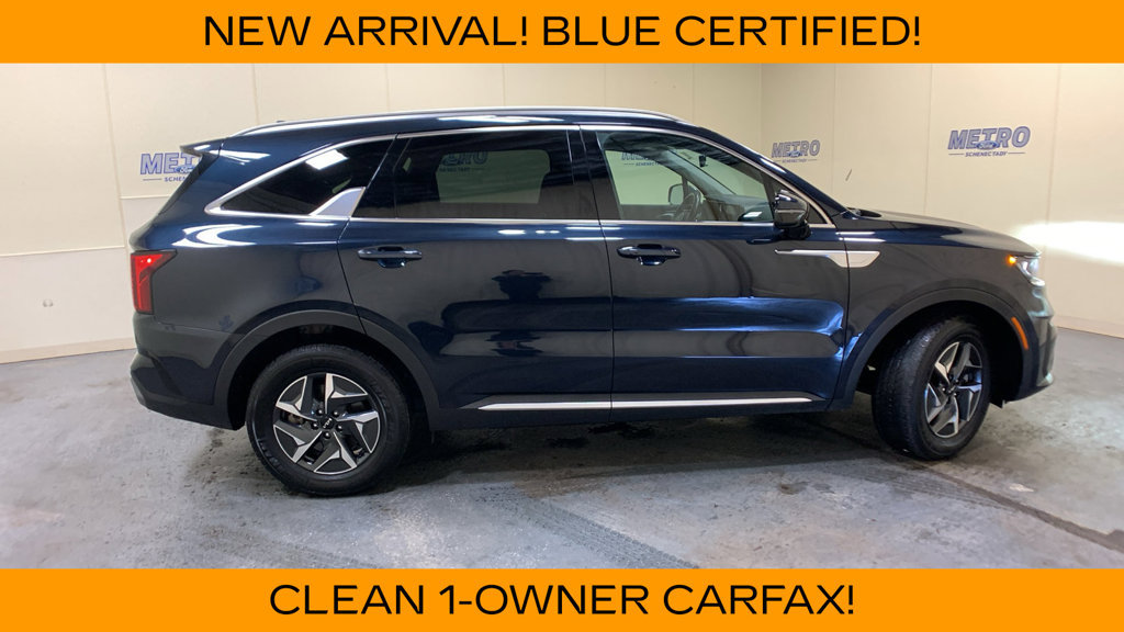 Used 2022 Kia Sorento S AWD/4WD image 2