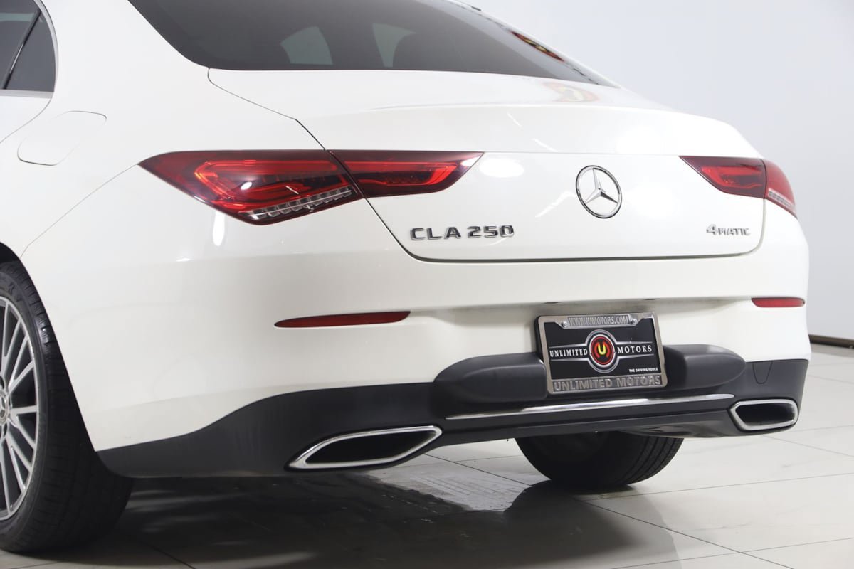 Used 2021 Mercedes-Benz CLA 250 4MATIC w/ Premium Package image 21