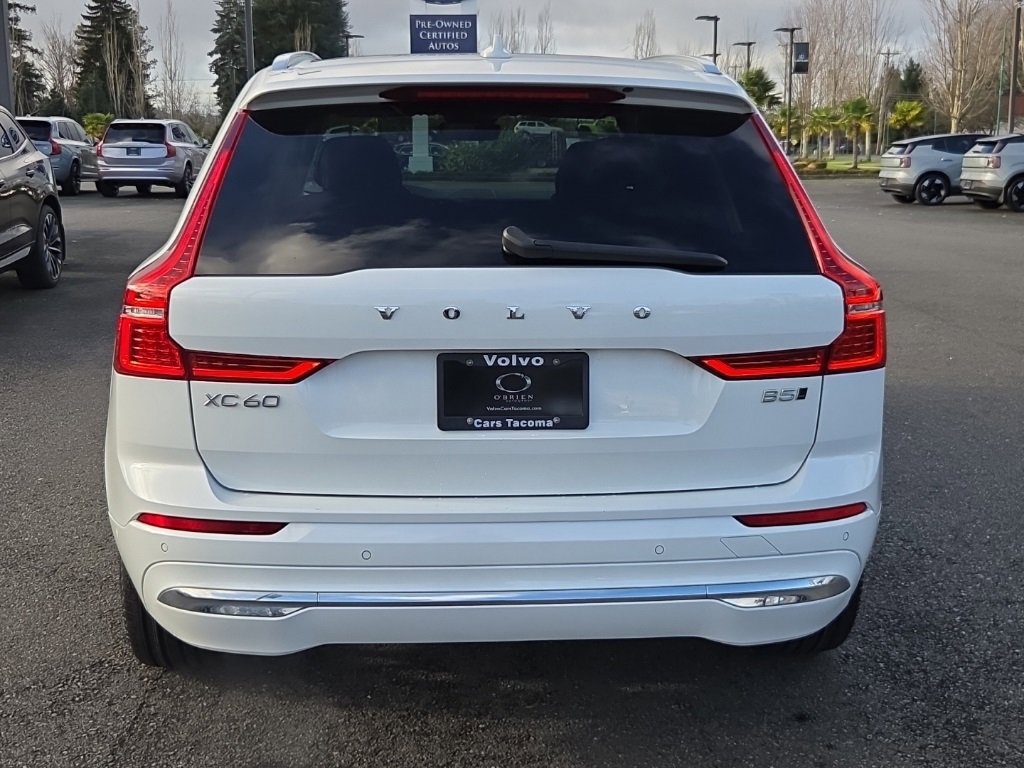 Certified 2023 Volvo XC60 B5 Plus image 12