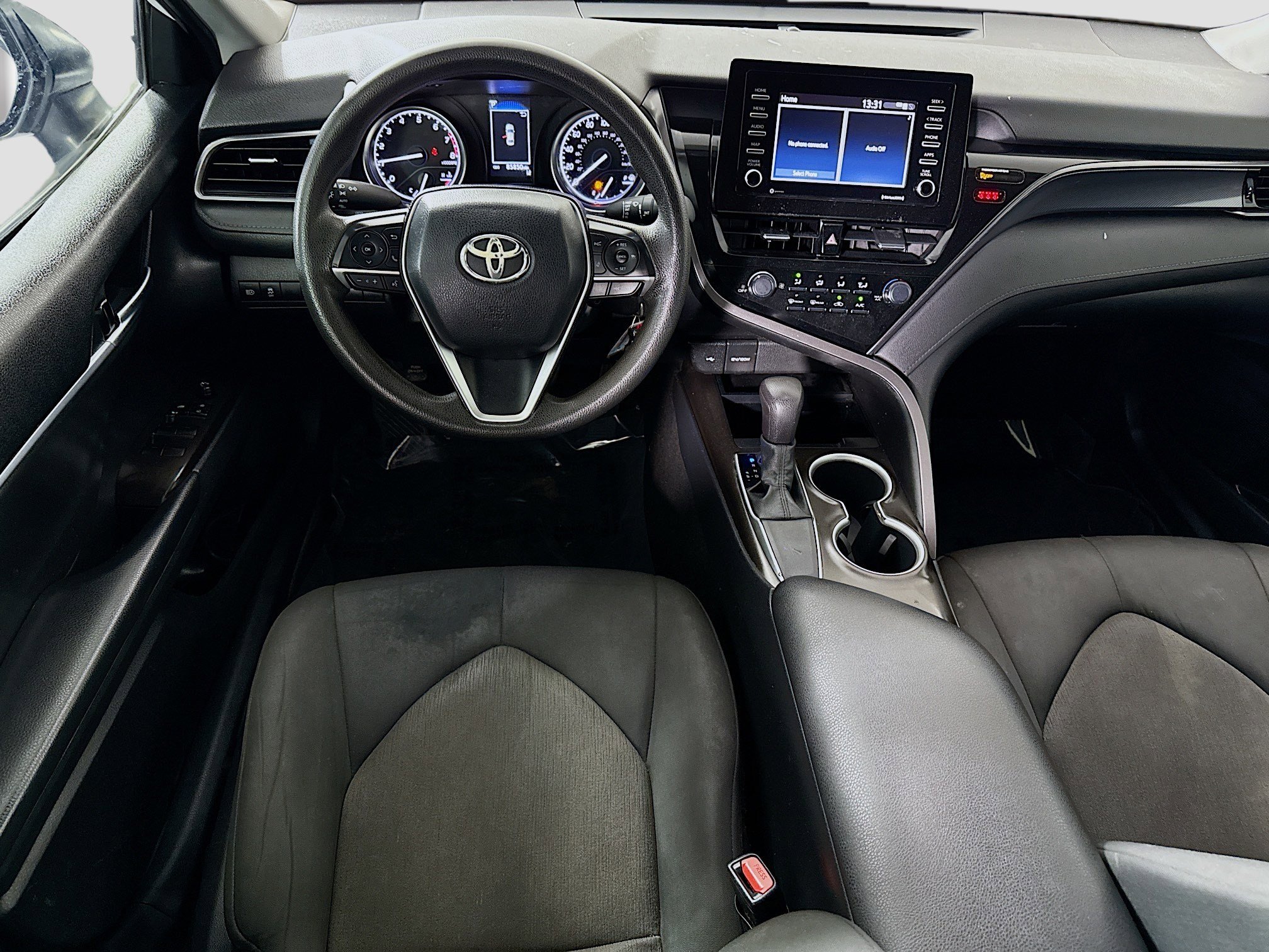 Used 2021 Toyota Camry LE image 17
