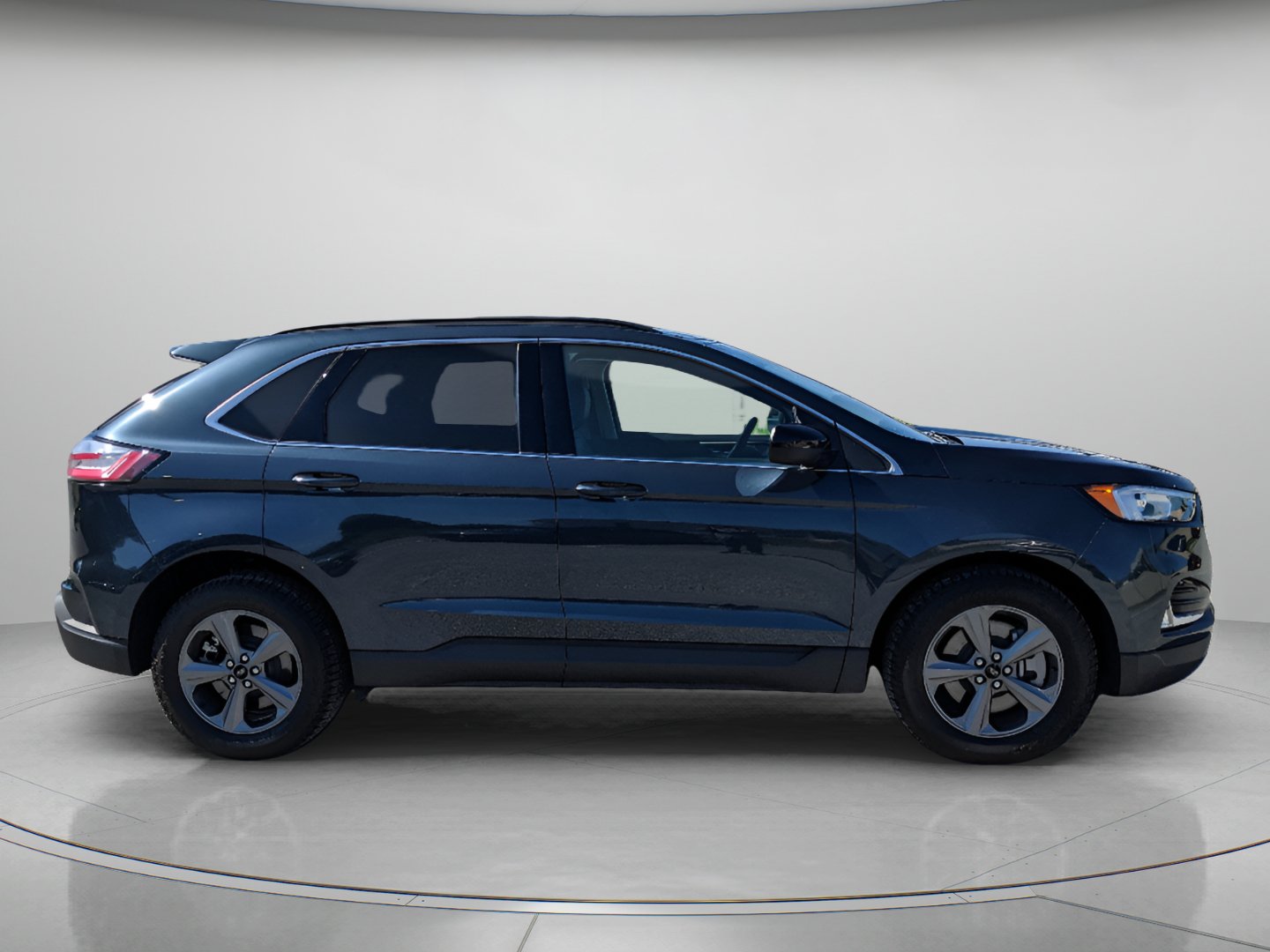 Used 2022 Ford Edge SEL w/ Sport Appearance Package AWD/4WD image 9
