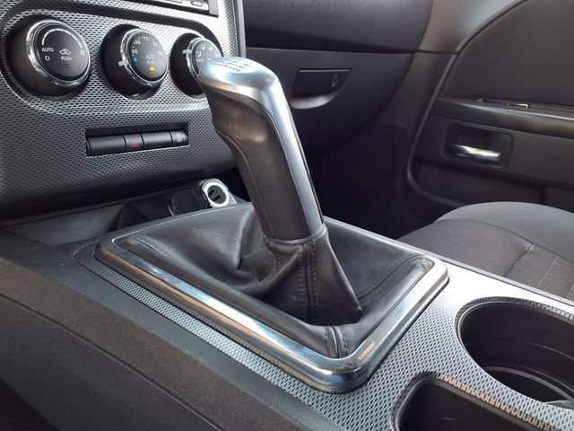 Used 2014 Dodge Challenger R/T RWD image 16