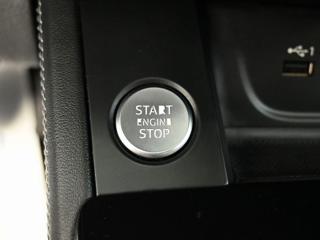 Used 2022 Audi A4 2.0T Premium Plus w/ Premium Plus Package image 29