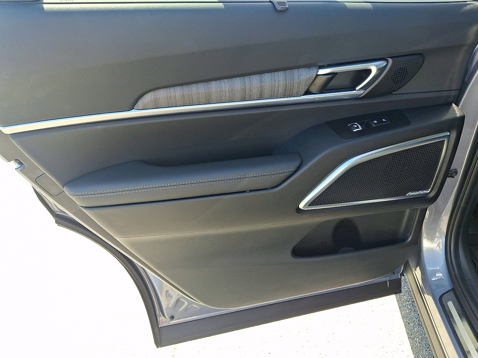 Used 2023 Kia Telluride SX Prestige AWD/4WD image 12