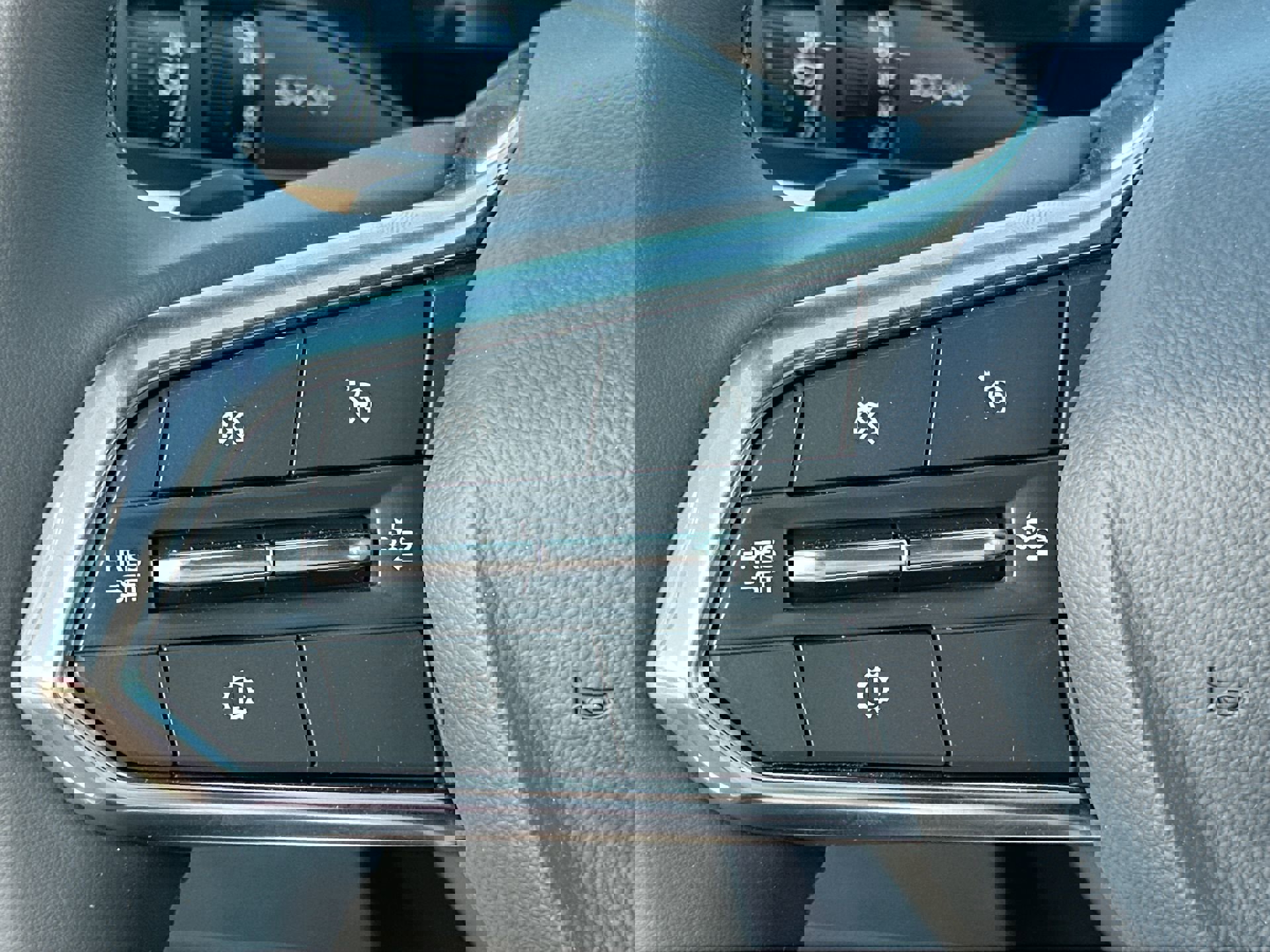 New 2026 Chevrolet Equinox ACTIV w/ Convenience Package III image 28