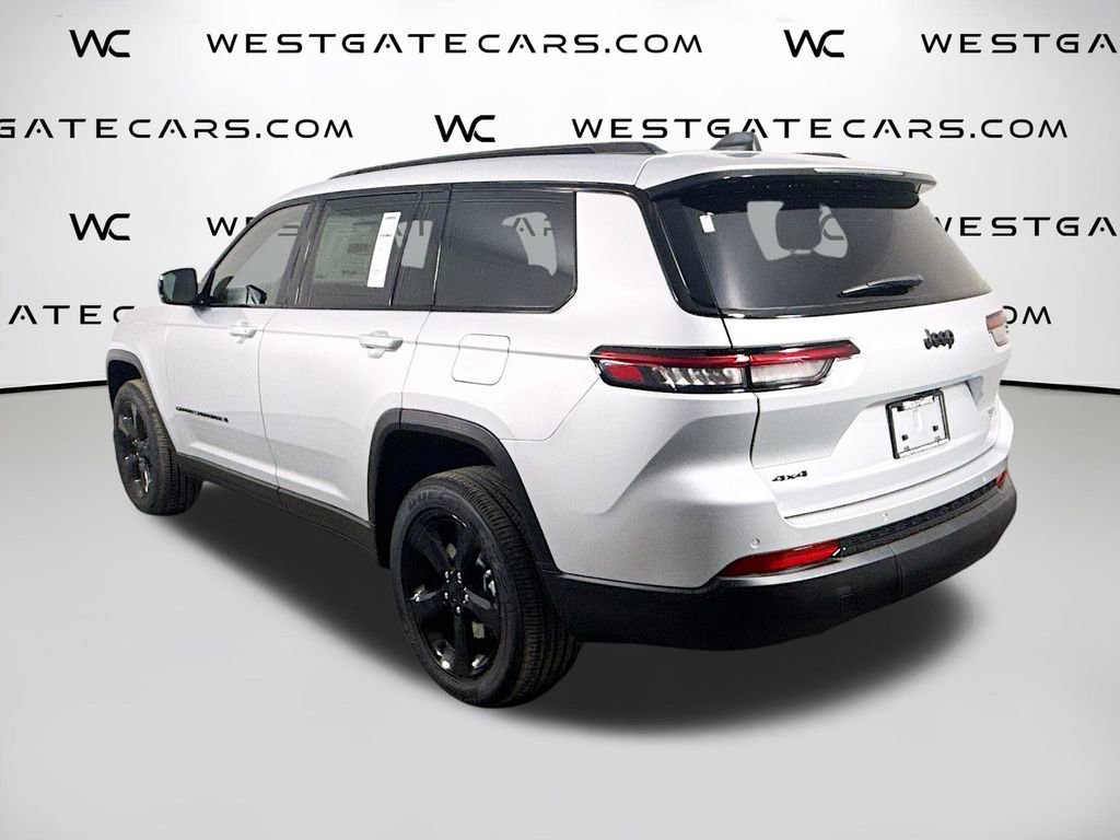 New 2025 Jeep Grand Cherokee L Laredo image 5