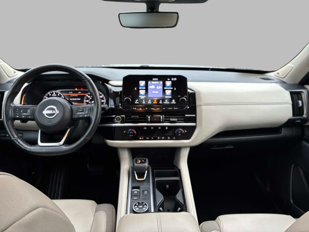 Used 2023 Nissan Pathfinder SL w/ SL Premium Package AWD/4WD image 18
