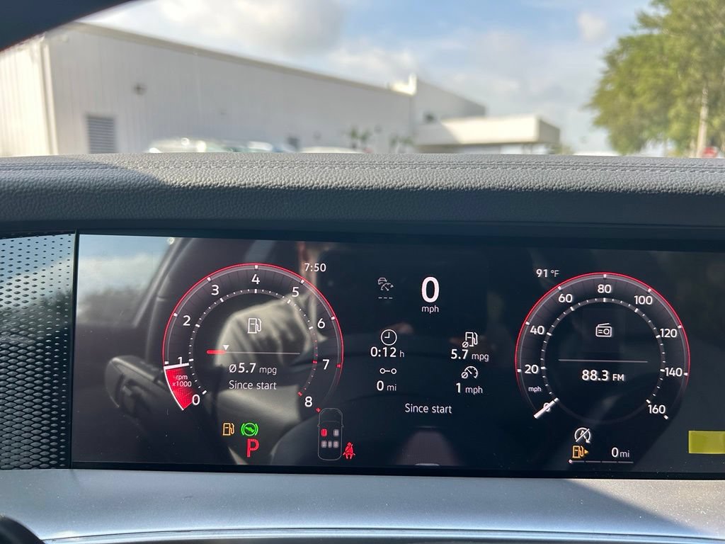 New 2026 Volkswagen Tiguan SE R-Line FWD image 24