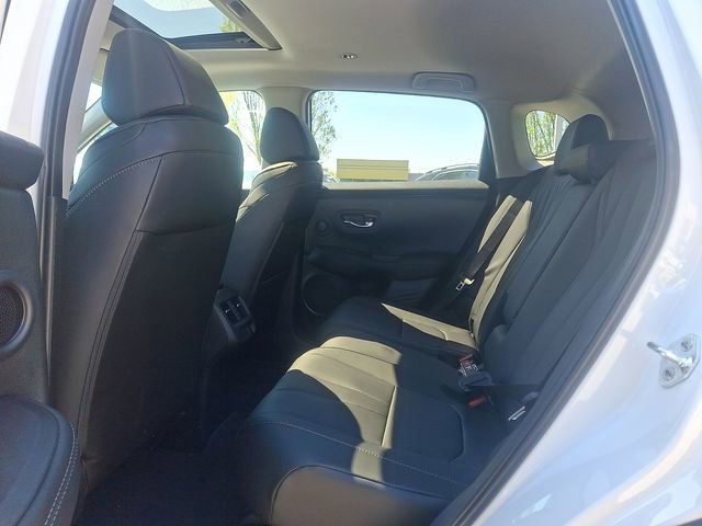 Certified 2025 Acura ADX AWD image 10