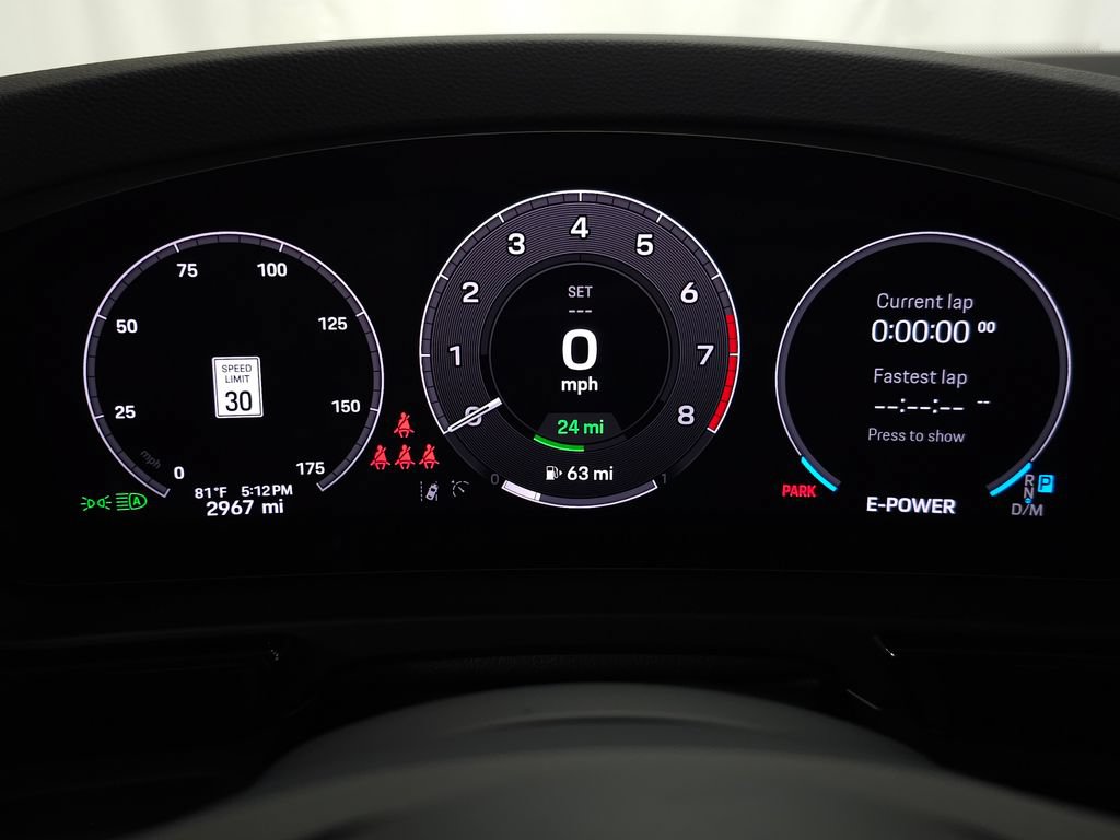 Used 2025 Porsche Cayenne E-Hybrid AWD/4WD image 22