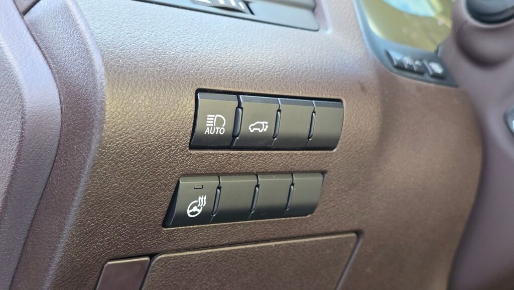 Used 2020 Lexus RX 350 AWD w/ Premium Package image 25