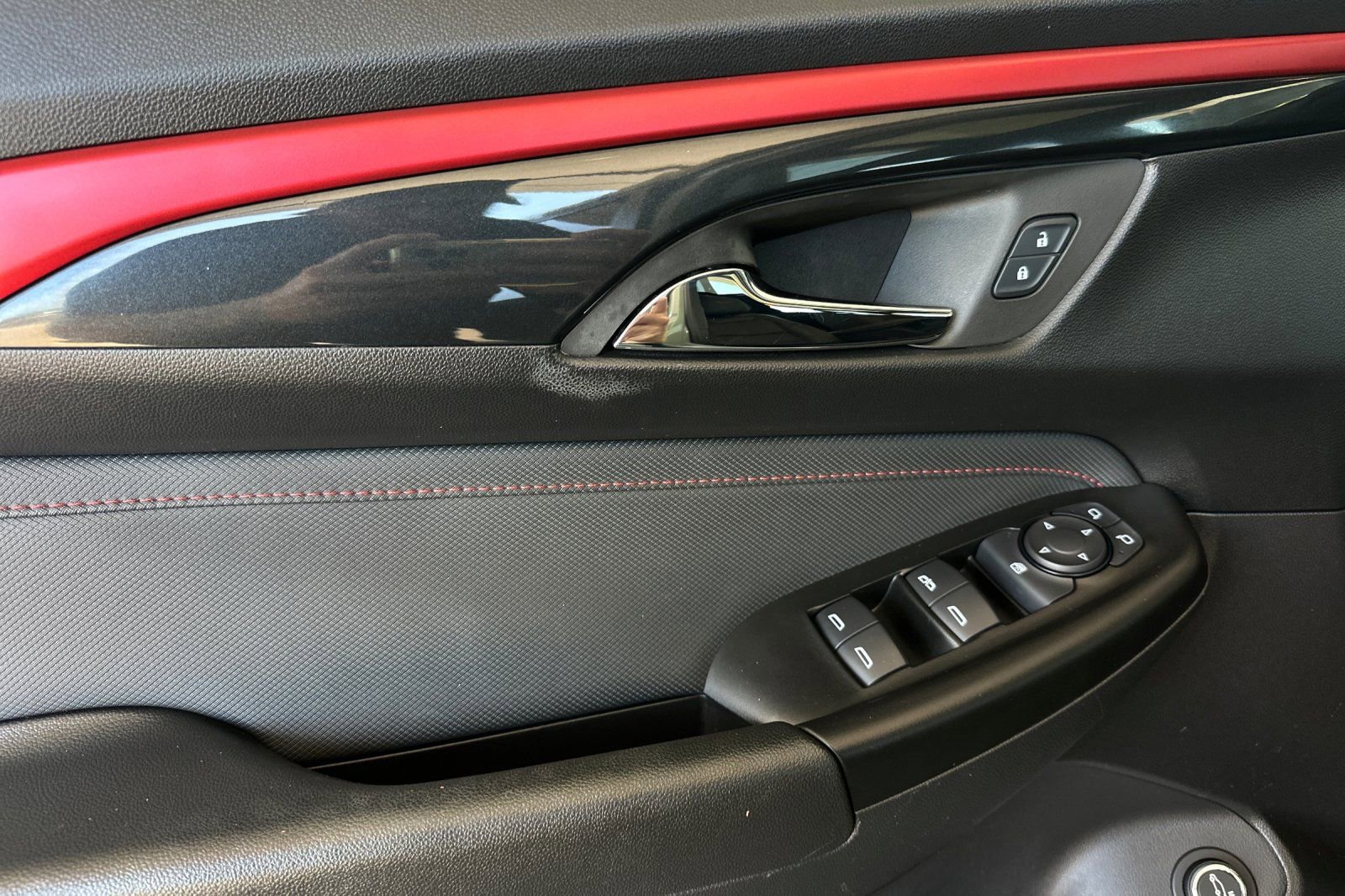 Used 2024 Chevrolet TrailBlazer RS w/ Convenience Package FWD image 10
