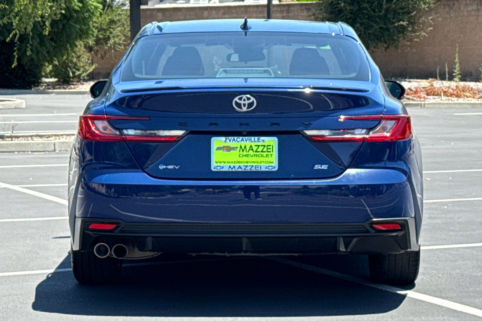 Used 2025 Toyota Camry SE FWD image 12