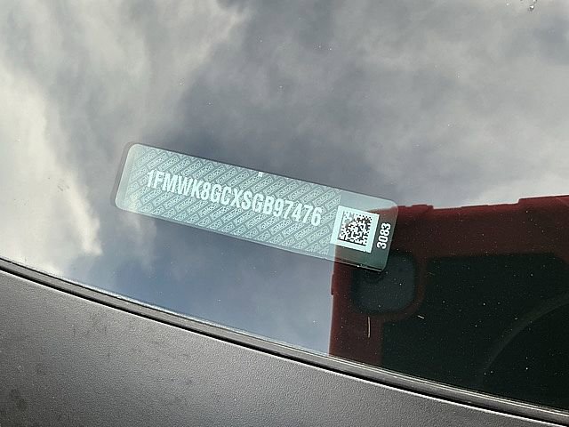 Used 2025 Ford Explorer ST w/ Sun And Sound Package image 31