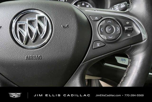 Used 2018 Buick Enclave Premium w/ Experience Buick Package FWD image 11