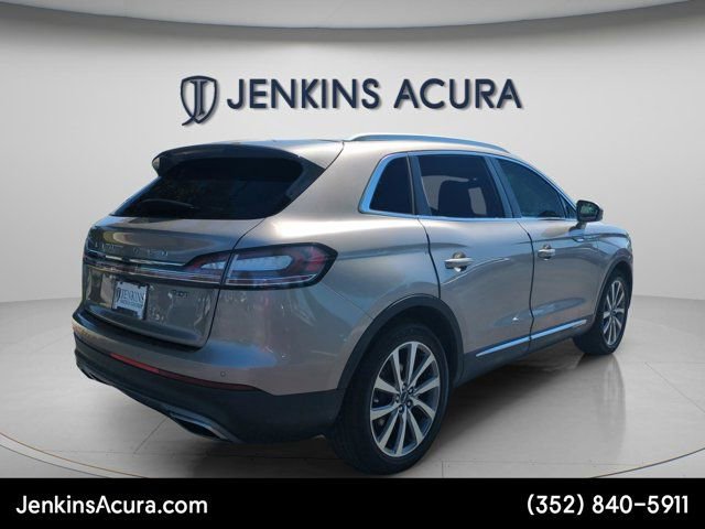 Used 2019 Lincoln Nautilus Select image 3