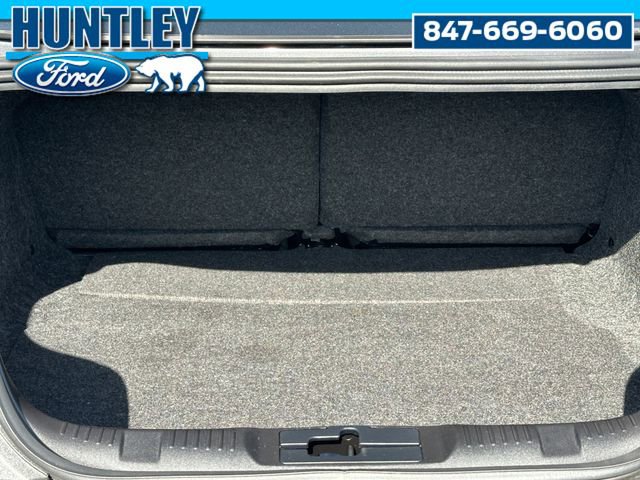 Used 2021 Ford Mustang Shelby GT500 w/ Technology Package image 12