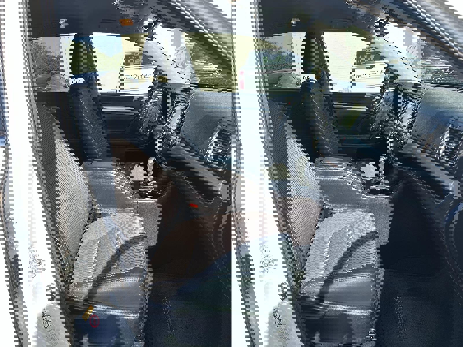 Used 2018 Toyota Highlander Plus FWD image 22